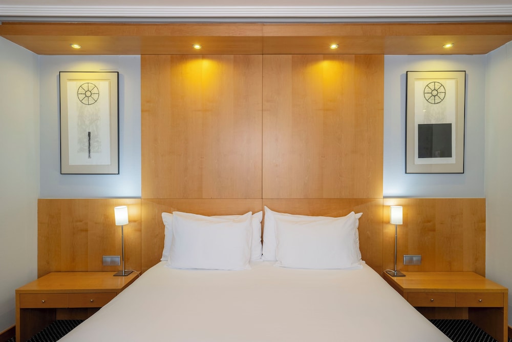 Premium Double Room, Balcony - Photo 6
