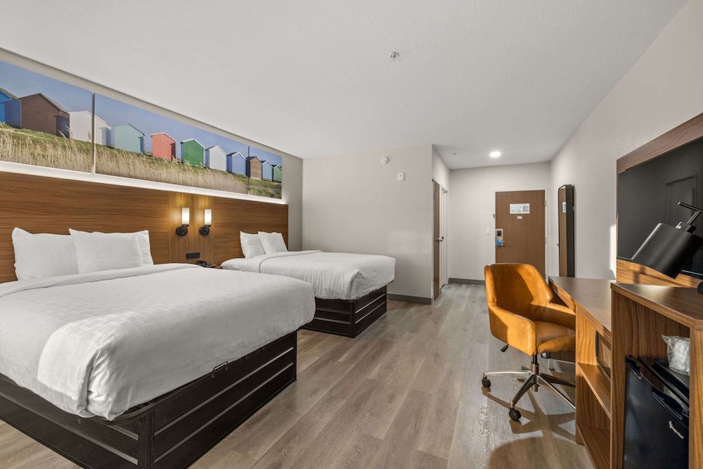 Room, 2 Queen Beds, Accessible, Non Smoking - Photo 4