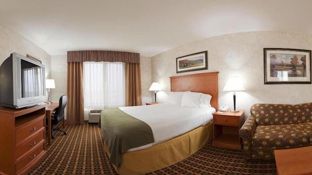 Standard Room, 1 King Bed - Photo 2