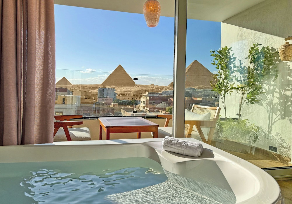 Romantic Suite, Balcony, Mountain View photo 1