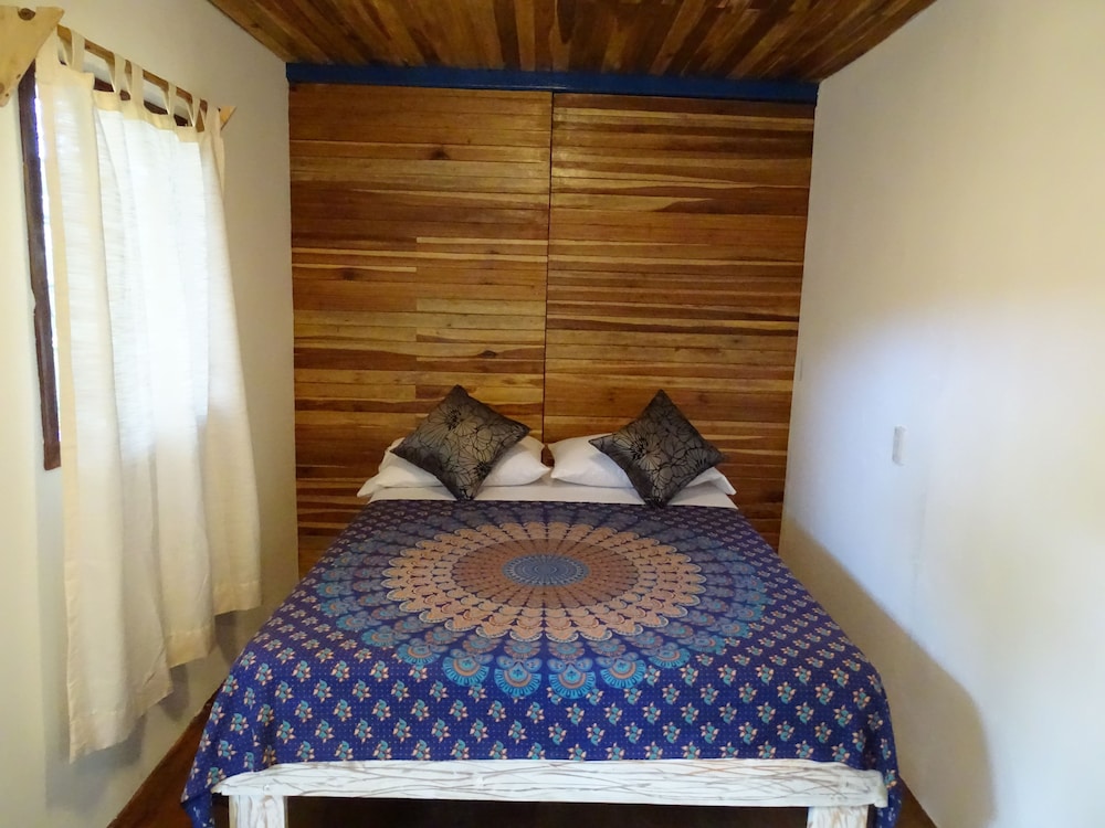 Economy Studio Suite, Pool Access, Garden Area photo 3