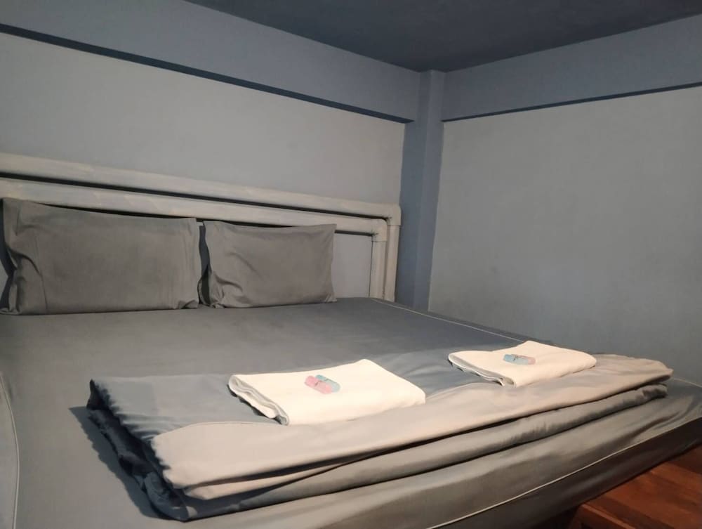 Sigle Bed in Dormitory Room (10 Bed) photo 2