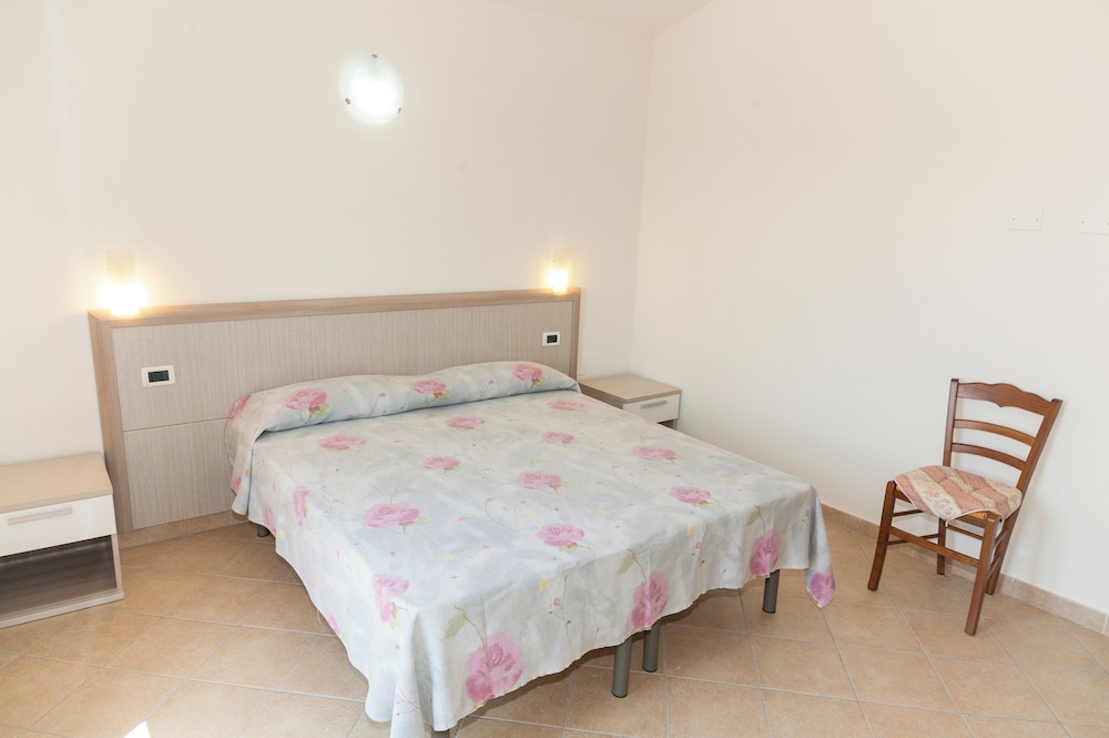 Classic Apartment, 2 Bedrooms, Kitchenette