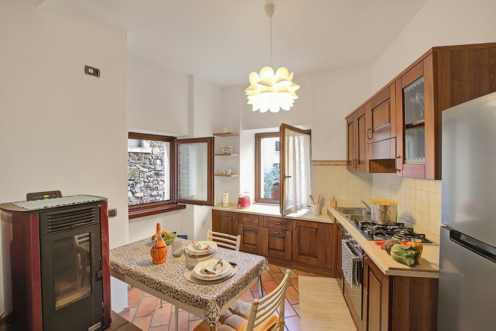 Family Apartment, Multiple Bedrooms, Mountainside (Nel Cuore Di Tenno) photo 1