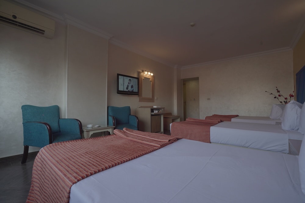 Standard Double Or Twin Room - Photo 25
