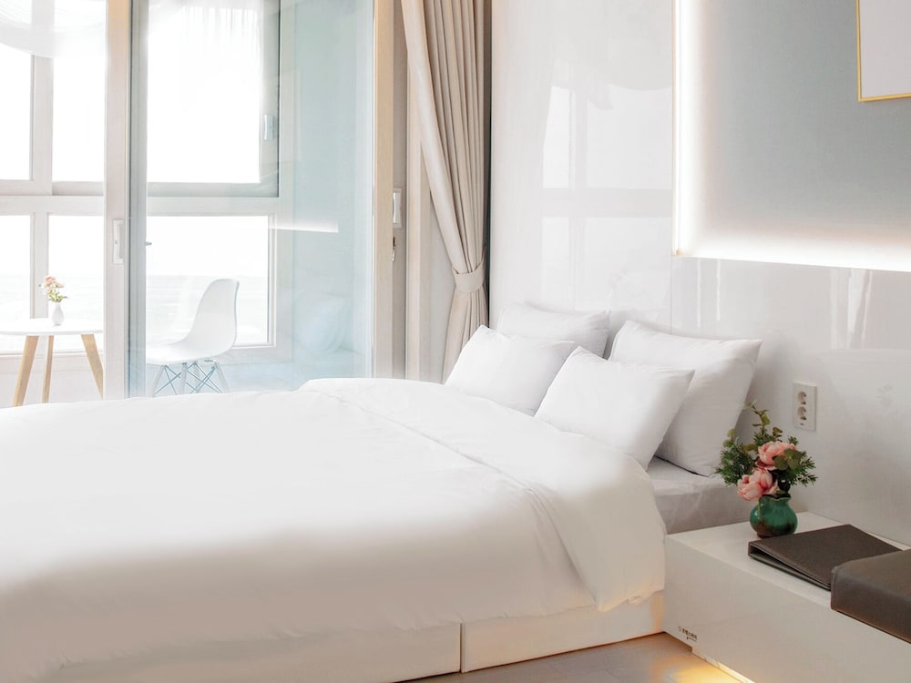 Standard Room - Photo 1