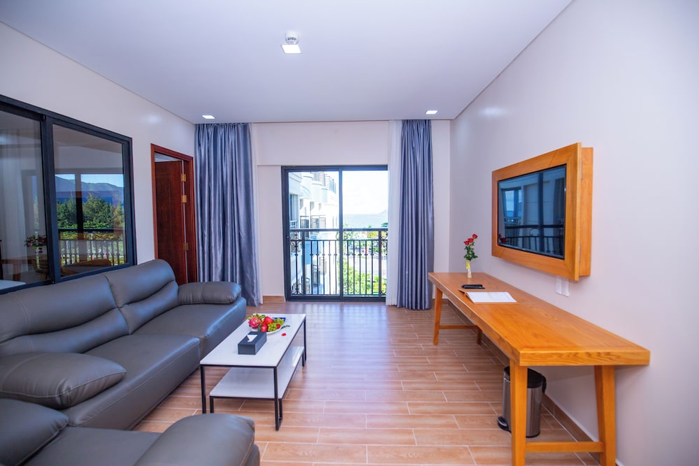 Suite, Sea View photo 2