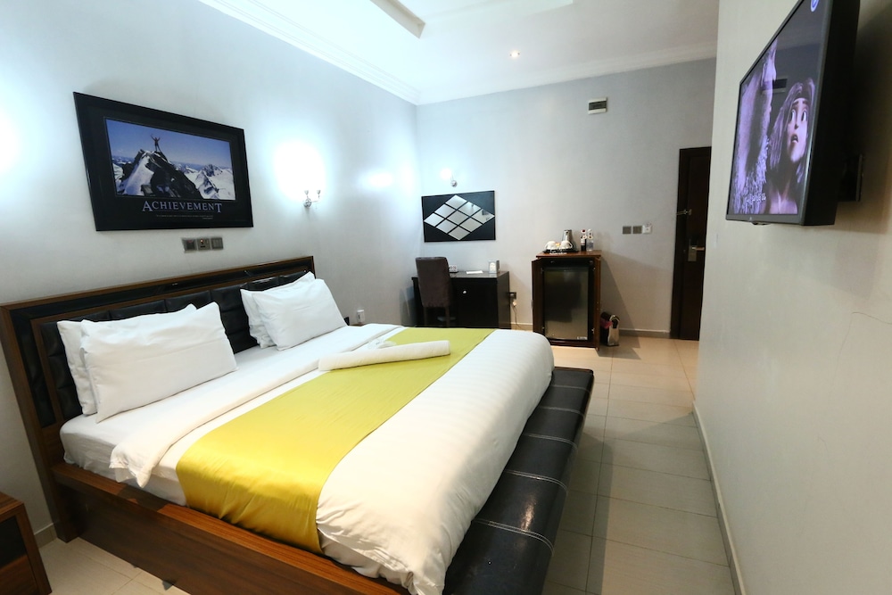 Executive Suite photo 2