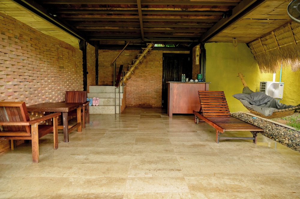 Bamboo Duplex Suite Villa 5 - Photo 14