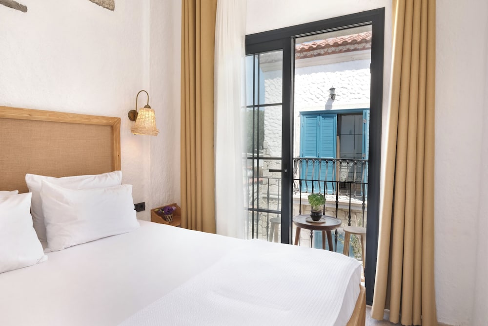 Deluxe Room - Balcony