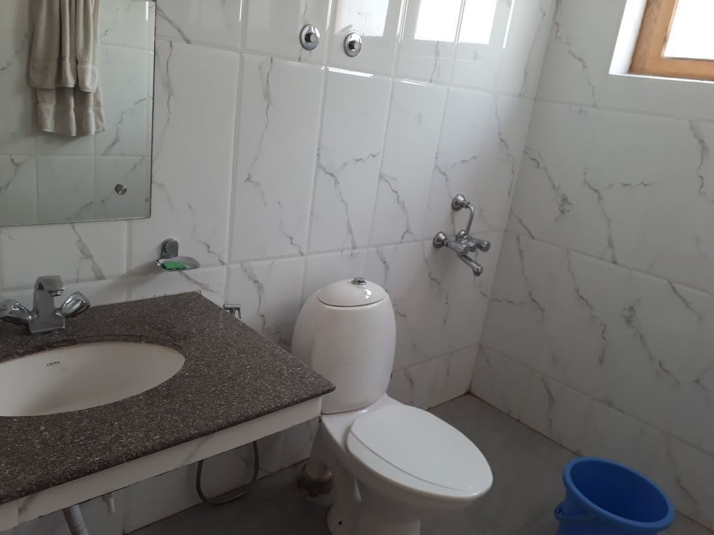 Deluxe Double Room, 1 Double Bed, Private Bathroom, Mountain View