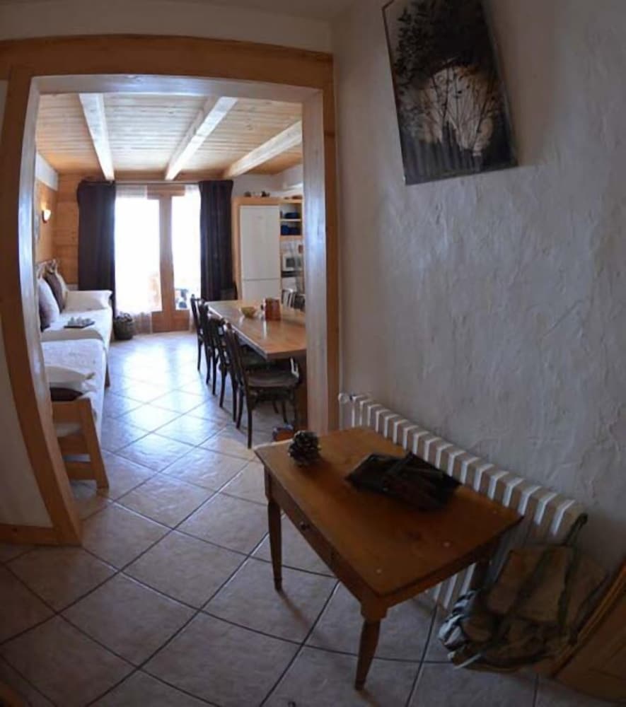 Apartment, 3 Bedrooms photo 3