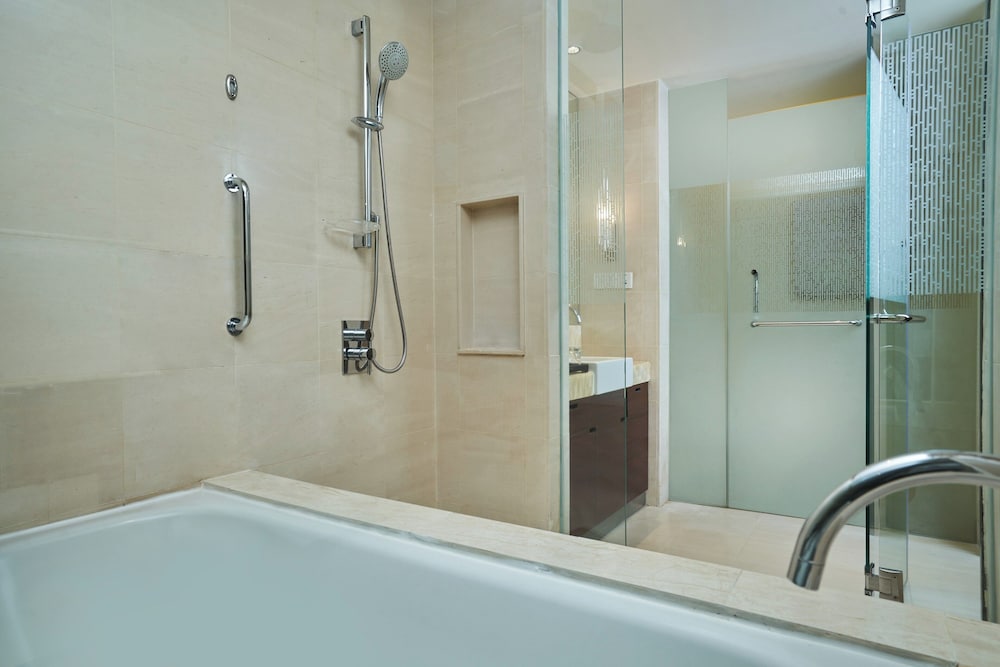 Room, 2 Twin Beds, Ocean View - Photo 7