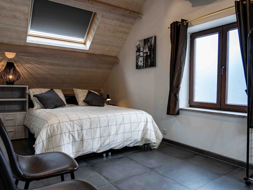 Villa photo 2