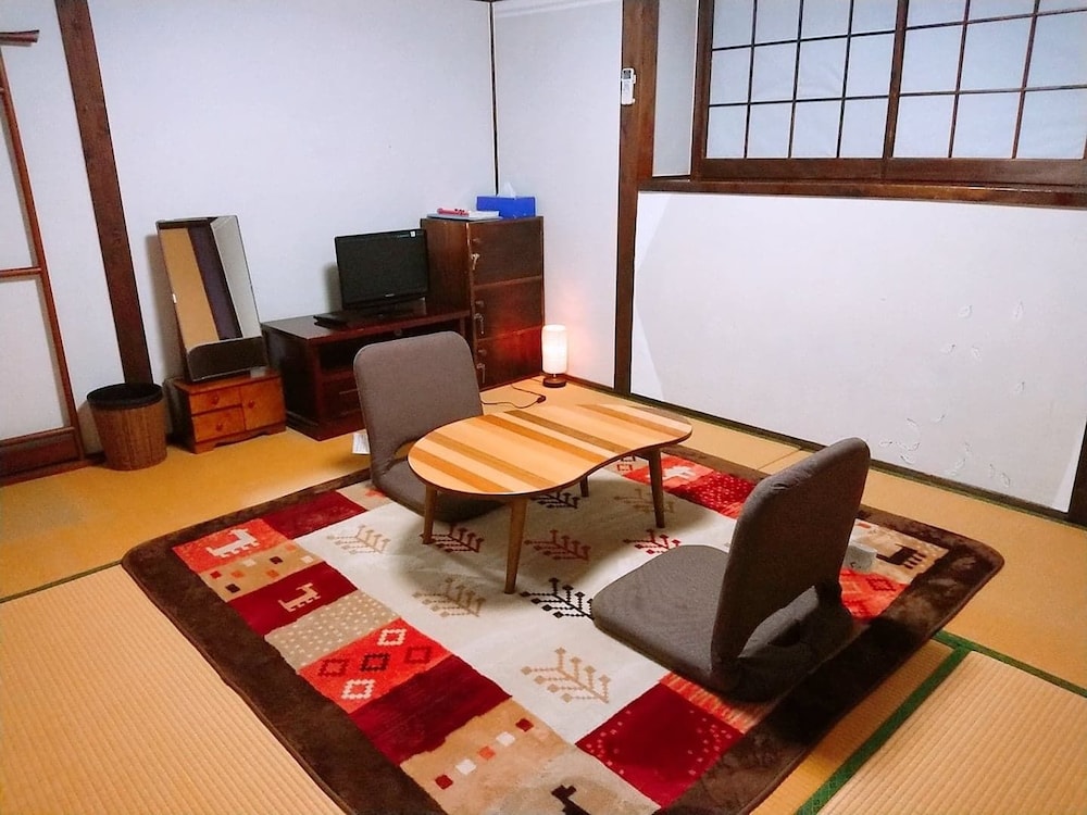 Standard Quadruple Room, Non Smoking (Private) photo 1