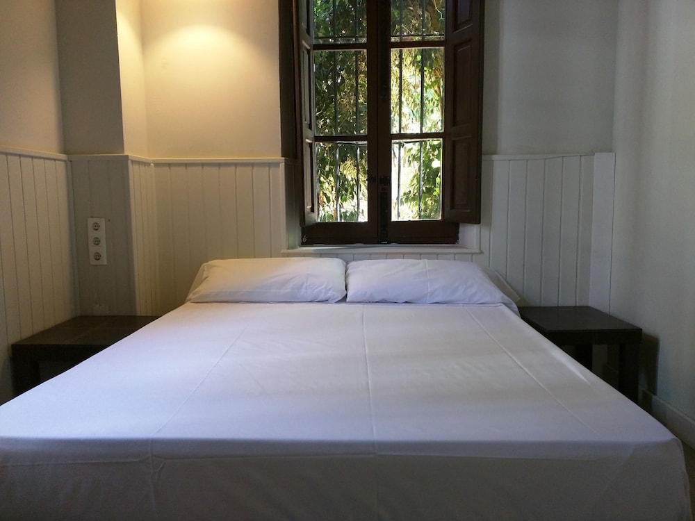 House, 1 Bedroom