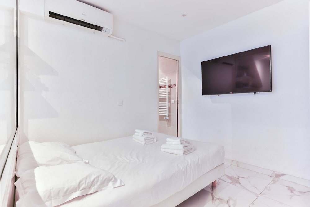 Apartment photo 3