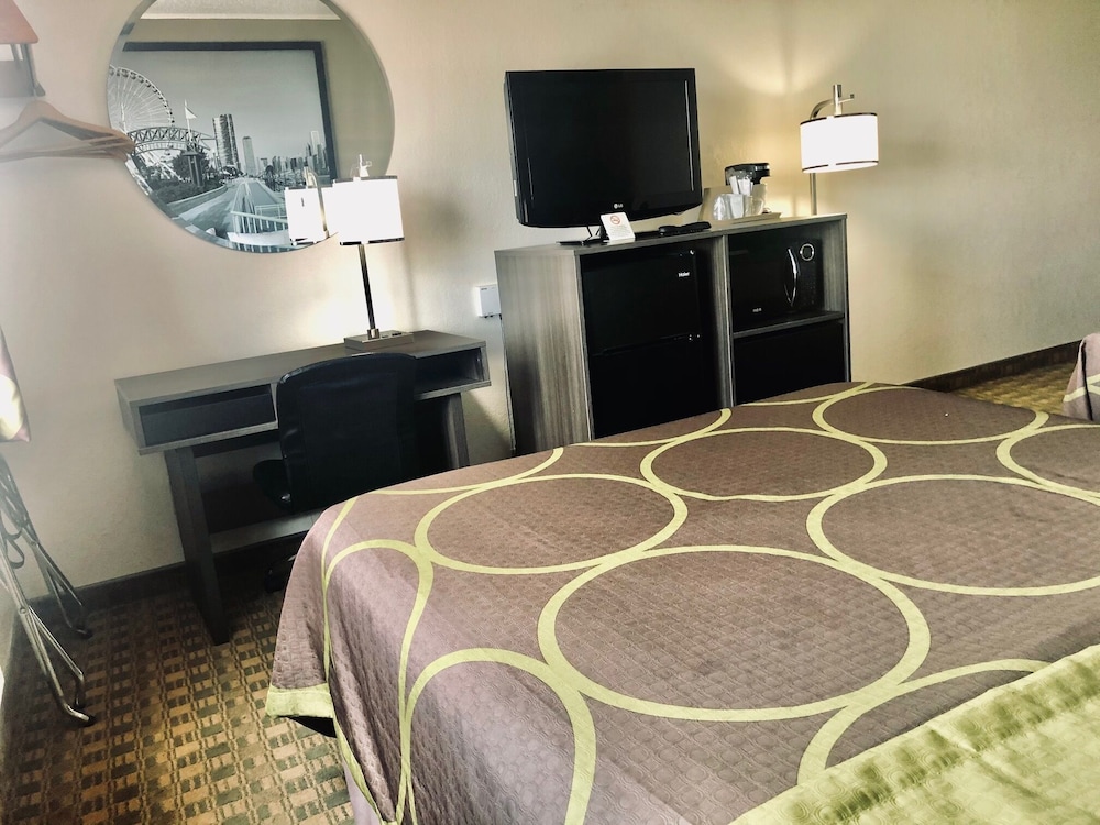 Room, 1 Queen Bed, Non Smoking - Photo 1