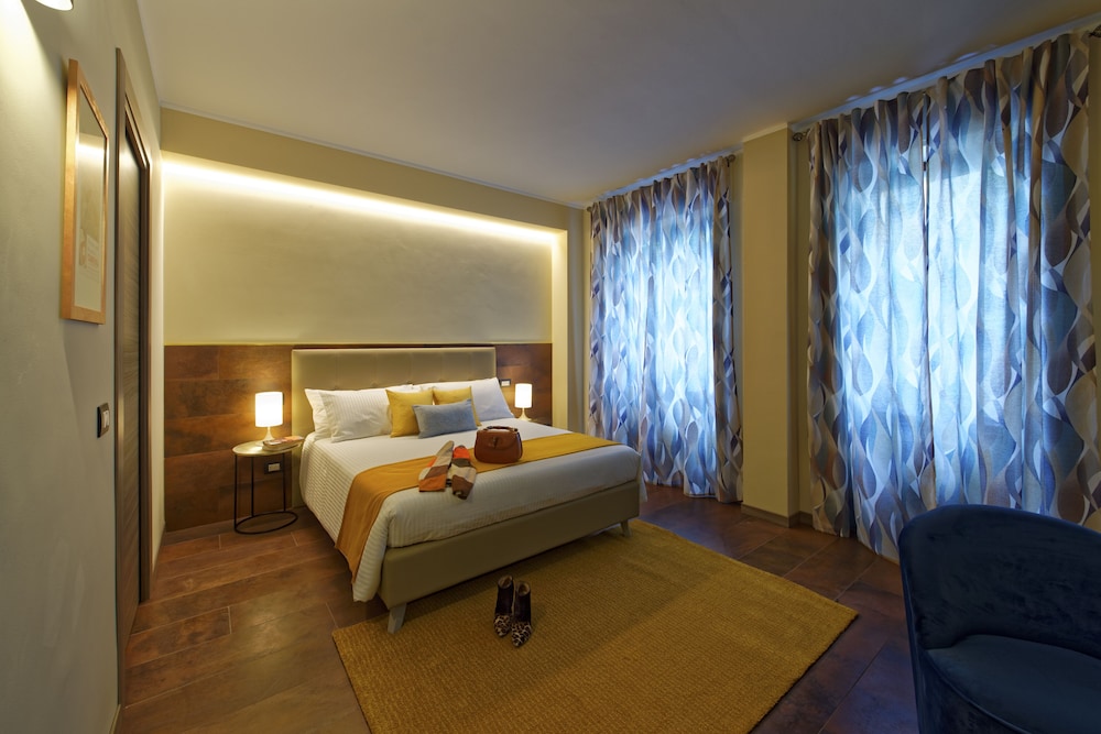 Deluxe Double Room (CAMERA 1 RR)