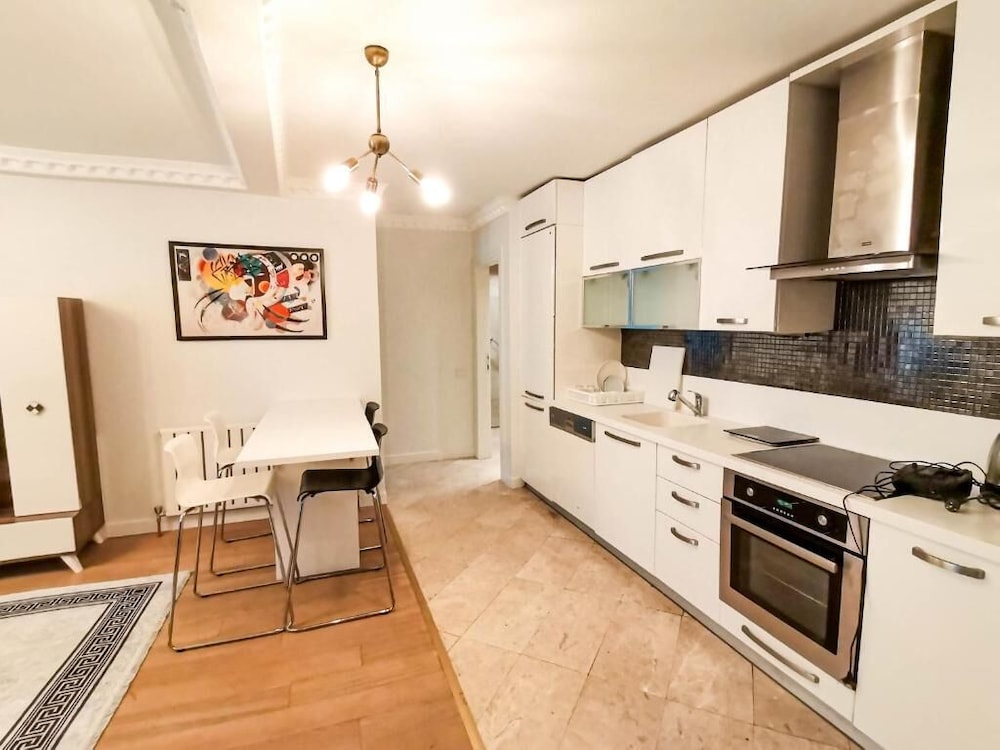 Deluxe Apartment photo 3