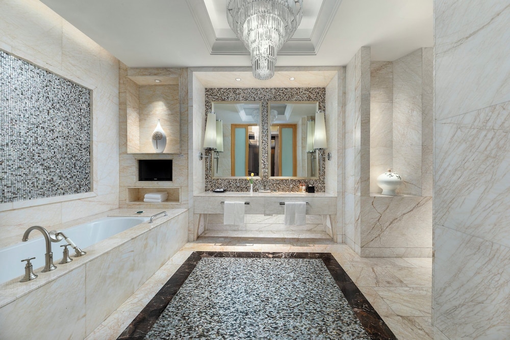Presidential Suite photo 2