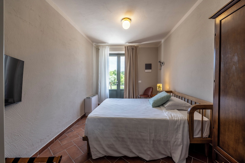 Classic Single Room