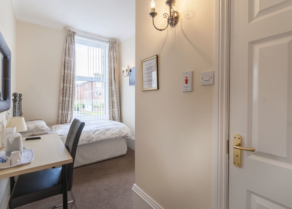Standard Single Room, Ensuite