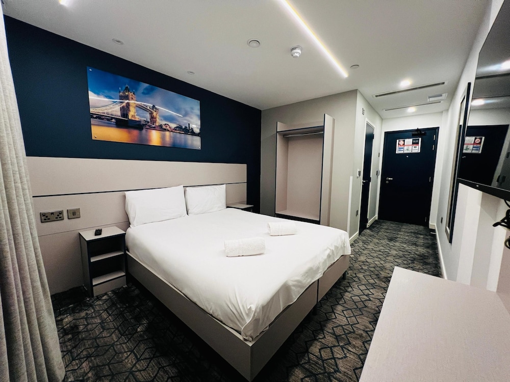 Deluxe Double or Twin Room, Accessible, Ensuite