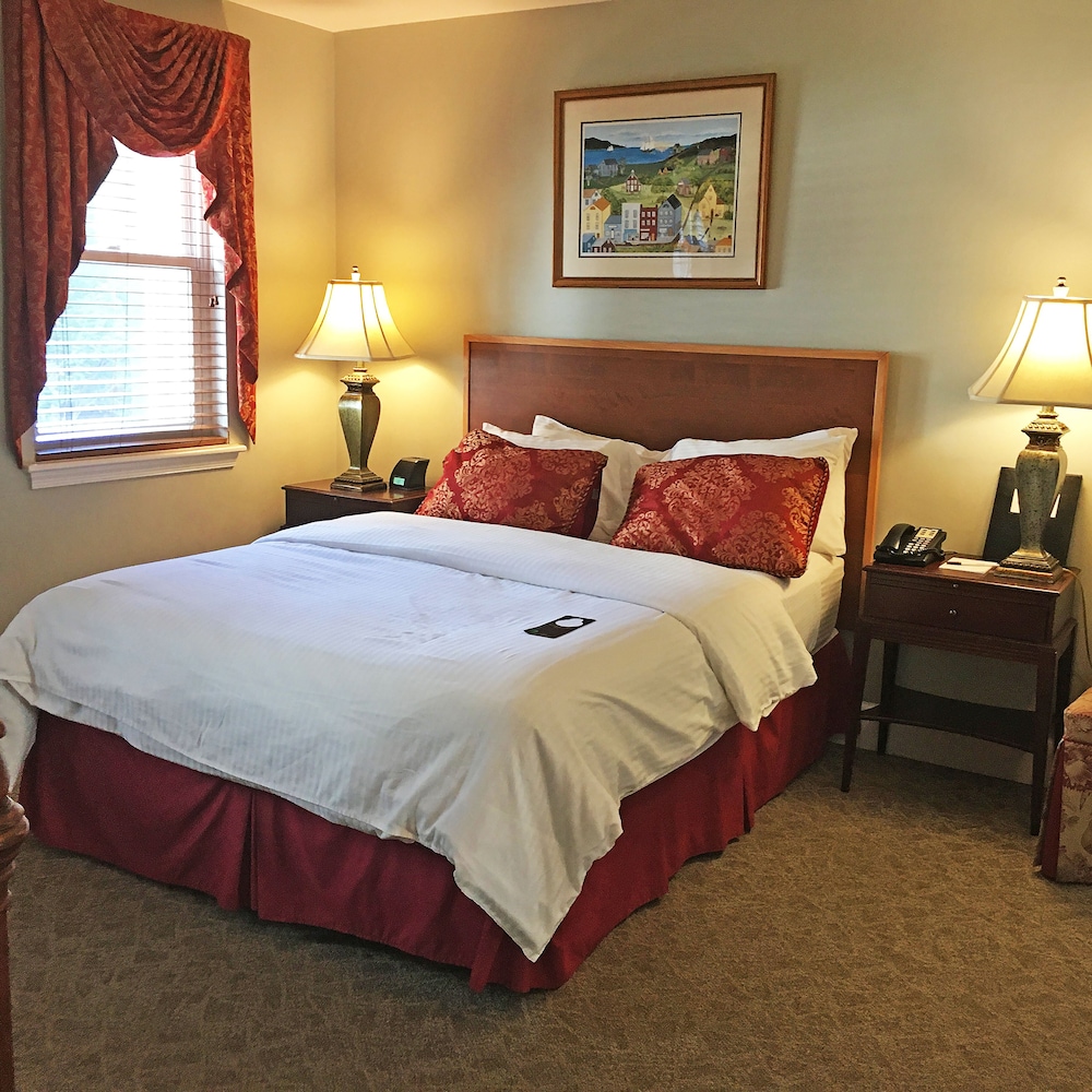 Large Extended Suite 102. Balcony