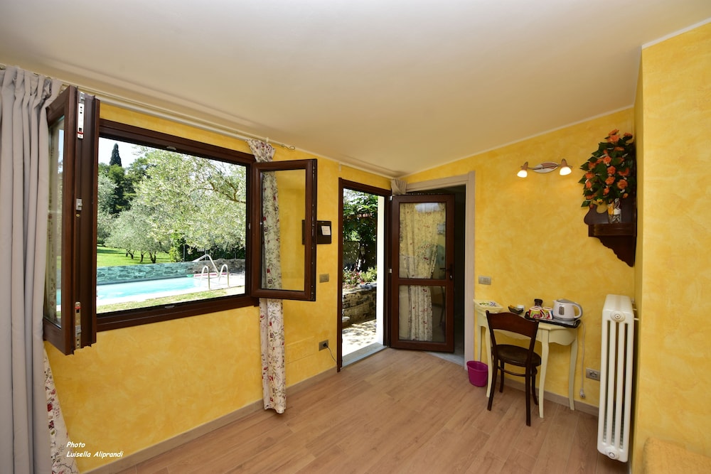 Chambre Triple Deluxe, en bord de piscine (Primula)