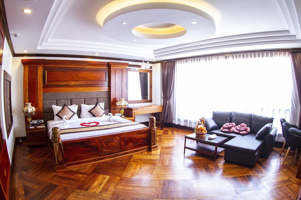 Presidential Studio Suite