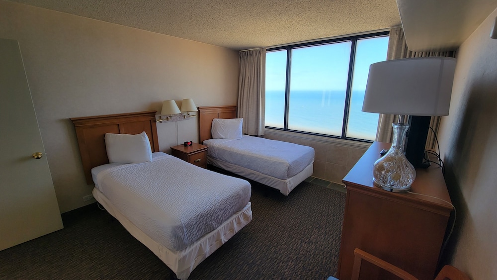 Panoramic Penthouse, 2 Bedrooms, Balcony, Ocean View photo 2