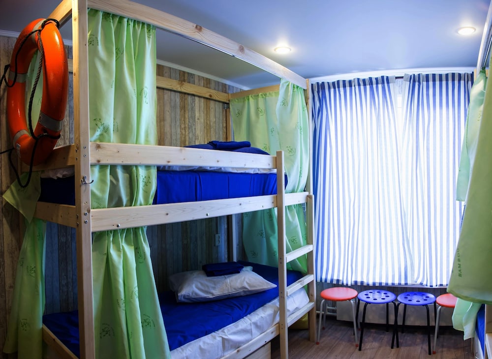 Signature Shared Dormitory, Mixed Dorm, Private Bathroom (4 beds) photo 1