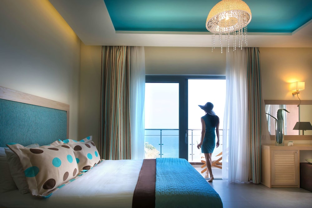 Luxury Room, Private Pool, Sea View - Photo 8