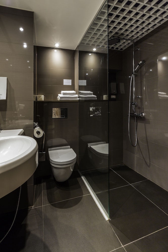 Standard Twin Room, Balcony photo 3