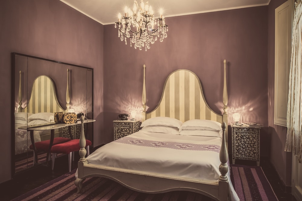 Junior Suite - Photo 1