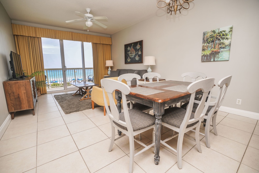 Condo, 3 Bedrooms, Beach View (204E)