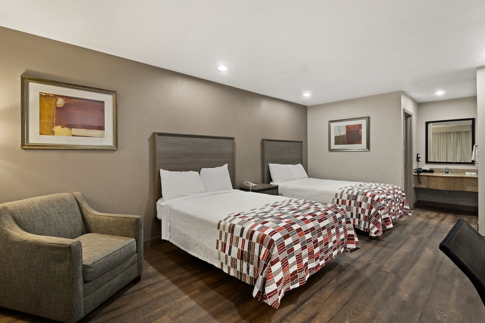 Deluxe Room, 2 Double Beds, Non Smoking - Photo 1