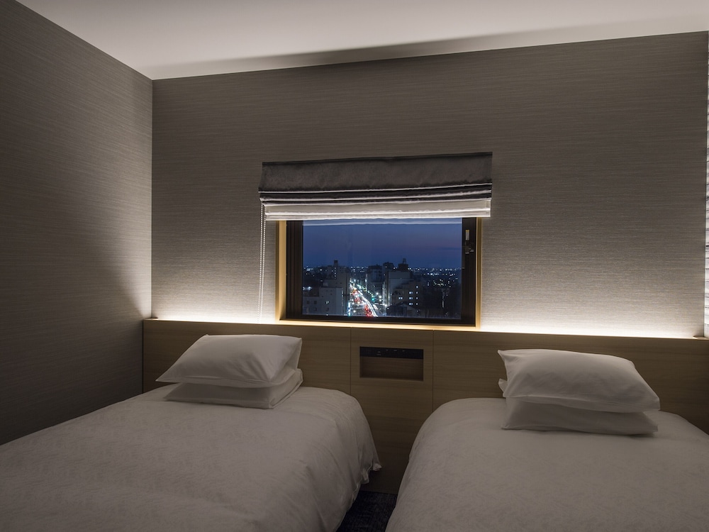 Standard Twin Room - Photo 8