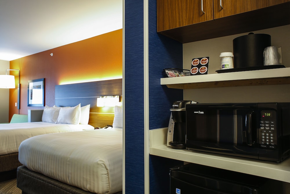 Suite, 1 Bedroom, Accessible (Mobility, Accessible Tub)