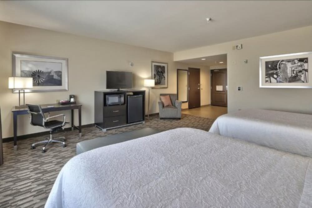 Room, 2 Queen Beds, Accessible, Non Smoking photo 2
