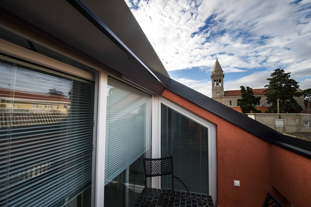 Studio, Multiple Bedrooms, Balcony, Garden View