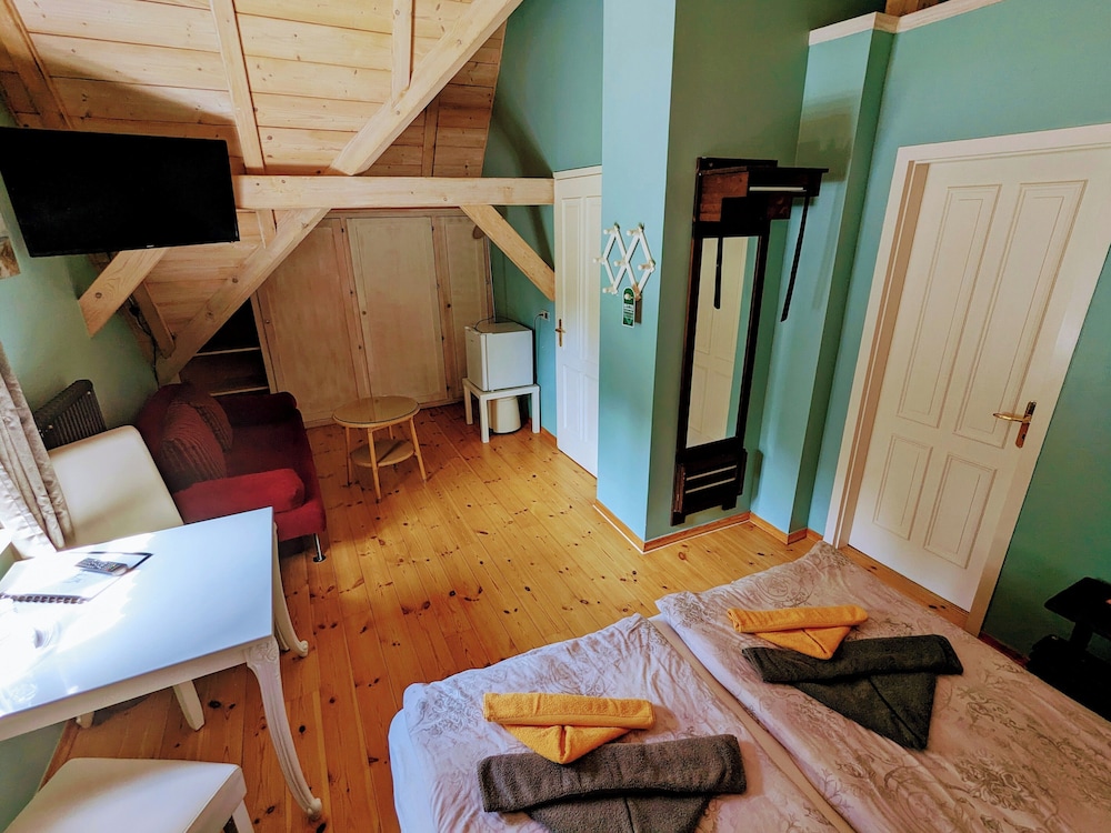 Classic Double Room photo 2