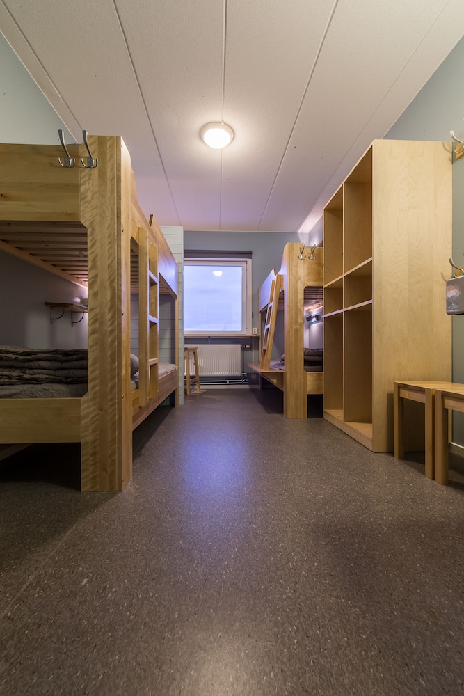 Economy Room, Multiple Beds, Shared Bathroom photo 1