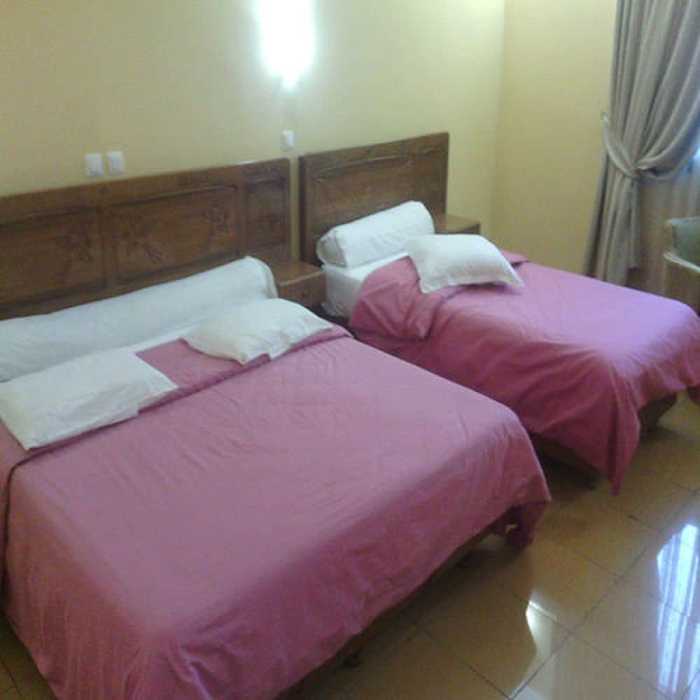 Standard Triple Room photo 3