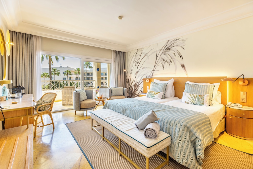 Premium Double Room, Balcony - Photo 4