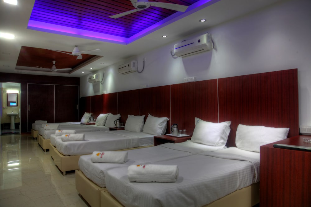 Deluxe Shared Dormitory, City View photo 1