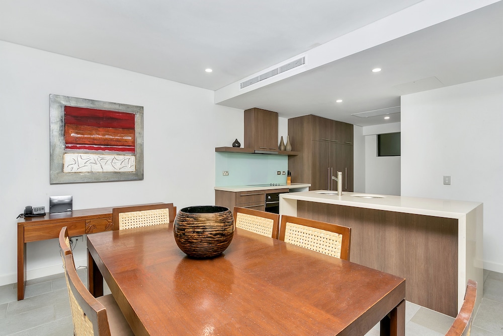 Apartment, 2 Bedrooms, Lagoon View photo 2