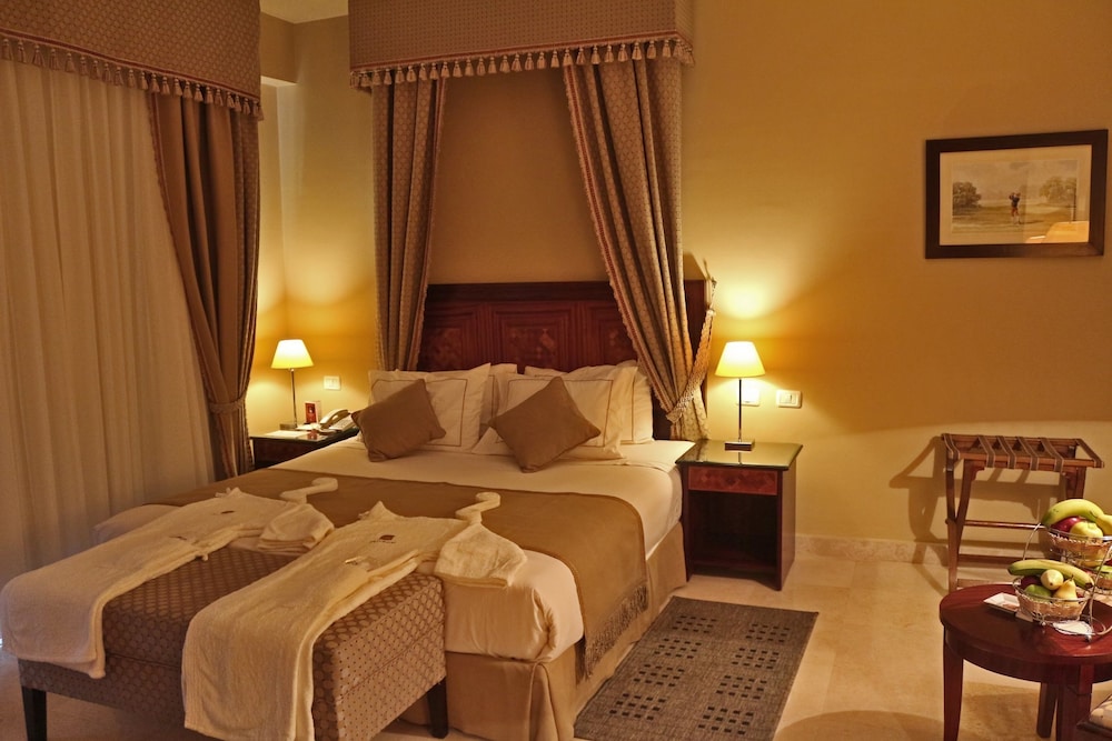 Deluxe Room, Golf View - Photo 5