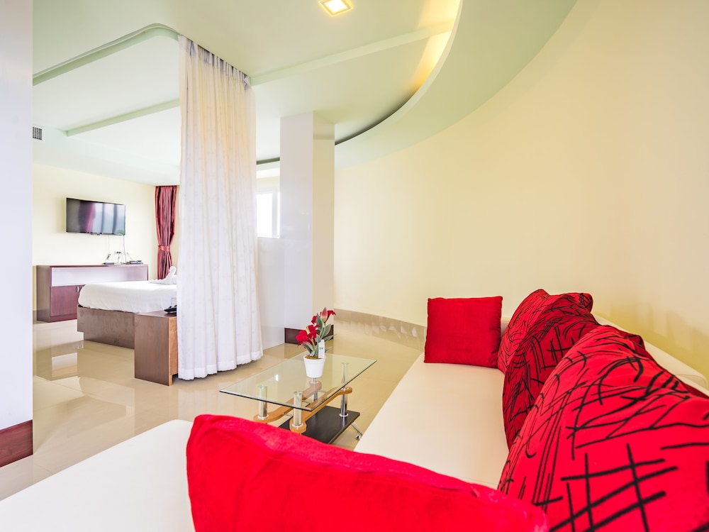 Deluxe Double Room photo 3